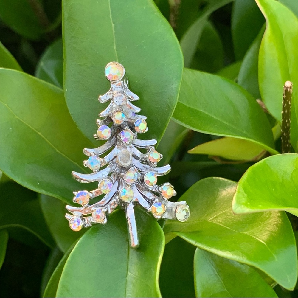 Small Silver Rhinestone Christmas Tree Brooch/Pin - Picture 2 of 8